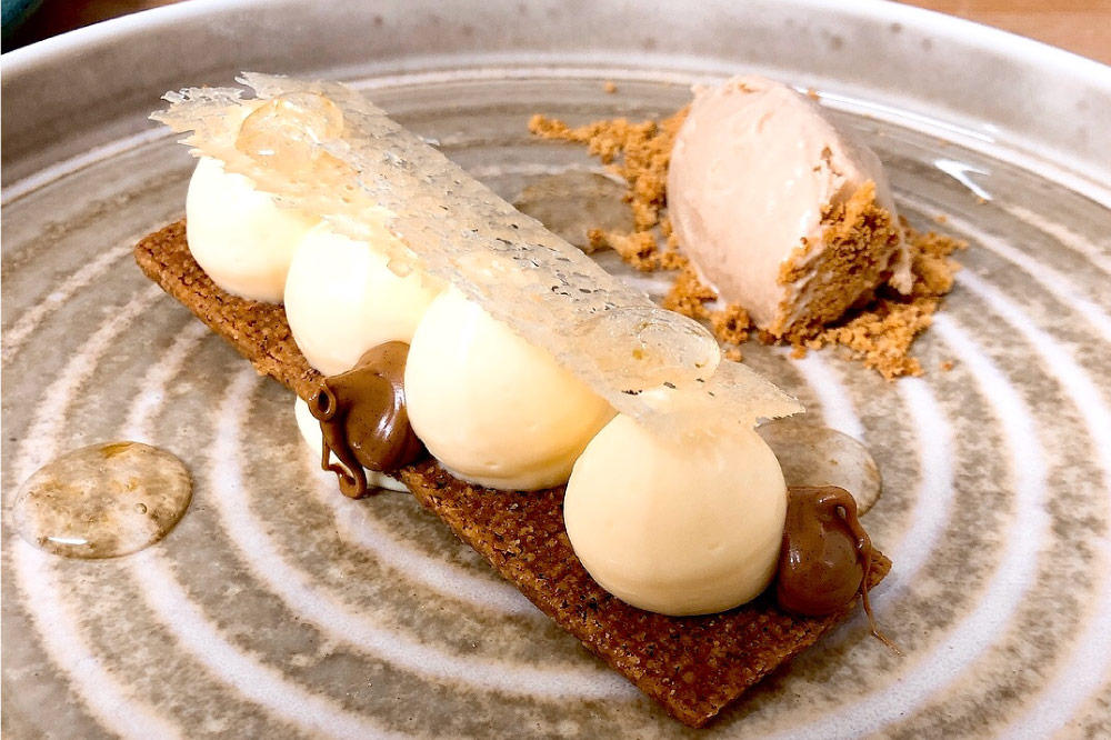 Table-du-Cinq-patisserie-barette-citron-noisettes